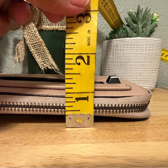 Rebecca Minkoff Tan Leather Wallet/Wristlet - Picture 7 of 13